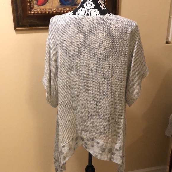 Mastro Moda made in Italy linen trim, open weave natural look tunic top - Picture 4 of 12